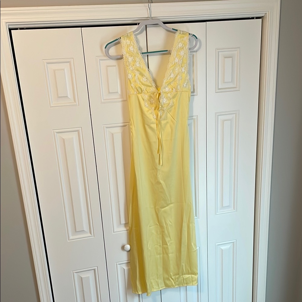 Yellow Lace Trim Dress